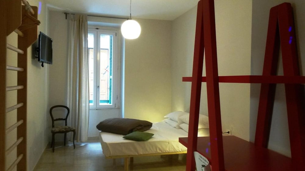 Roma Art Rooms 24/25