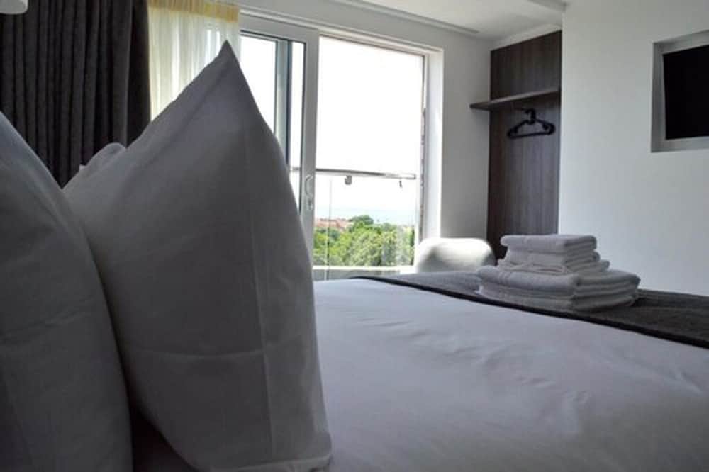 Q8 Boutique Hotel 11/34