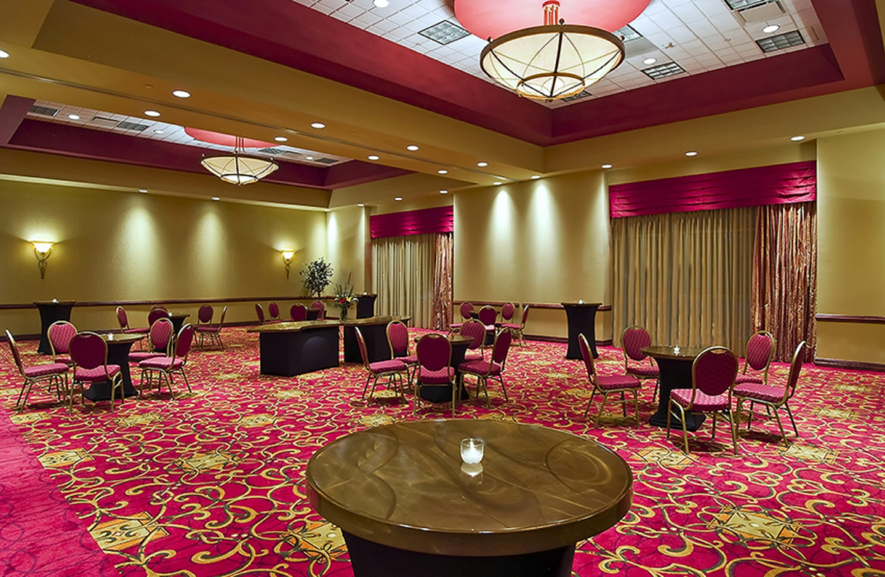 Embassy Suites by Hilton Nashville SE Murfreesboro 63/69