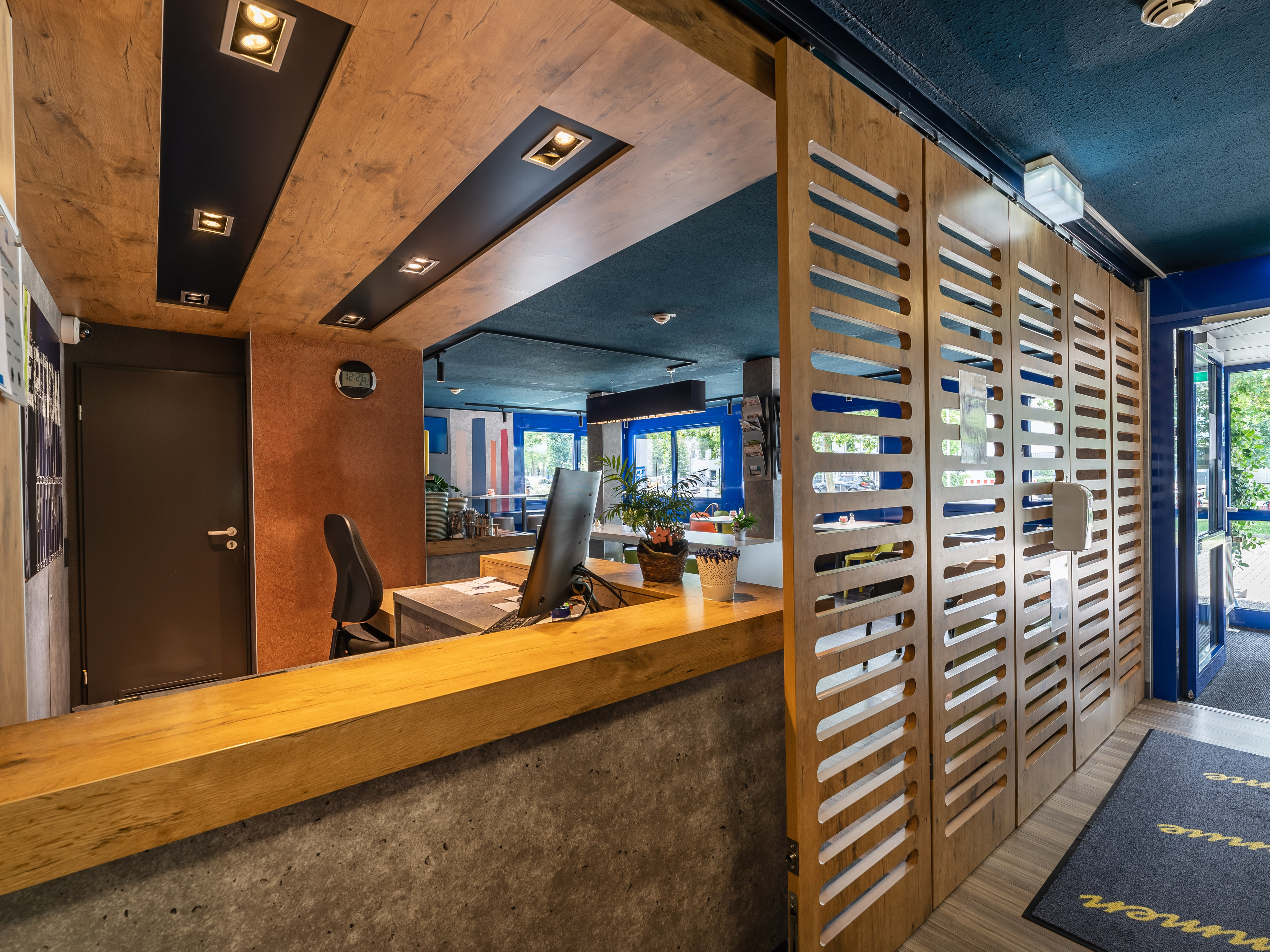 B&B HOTEL Freiburg-West 16/32