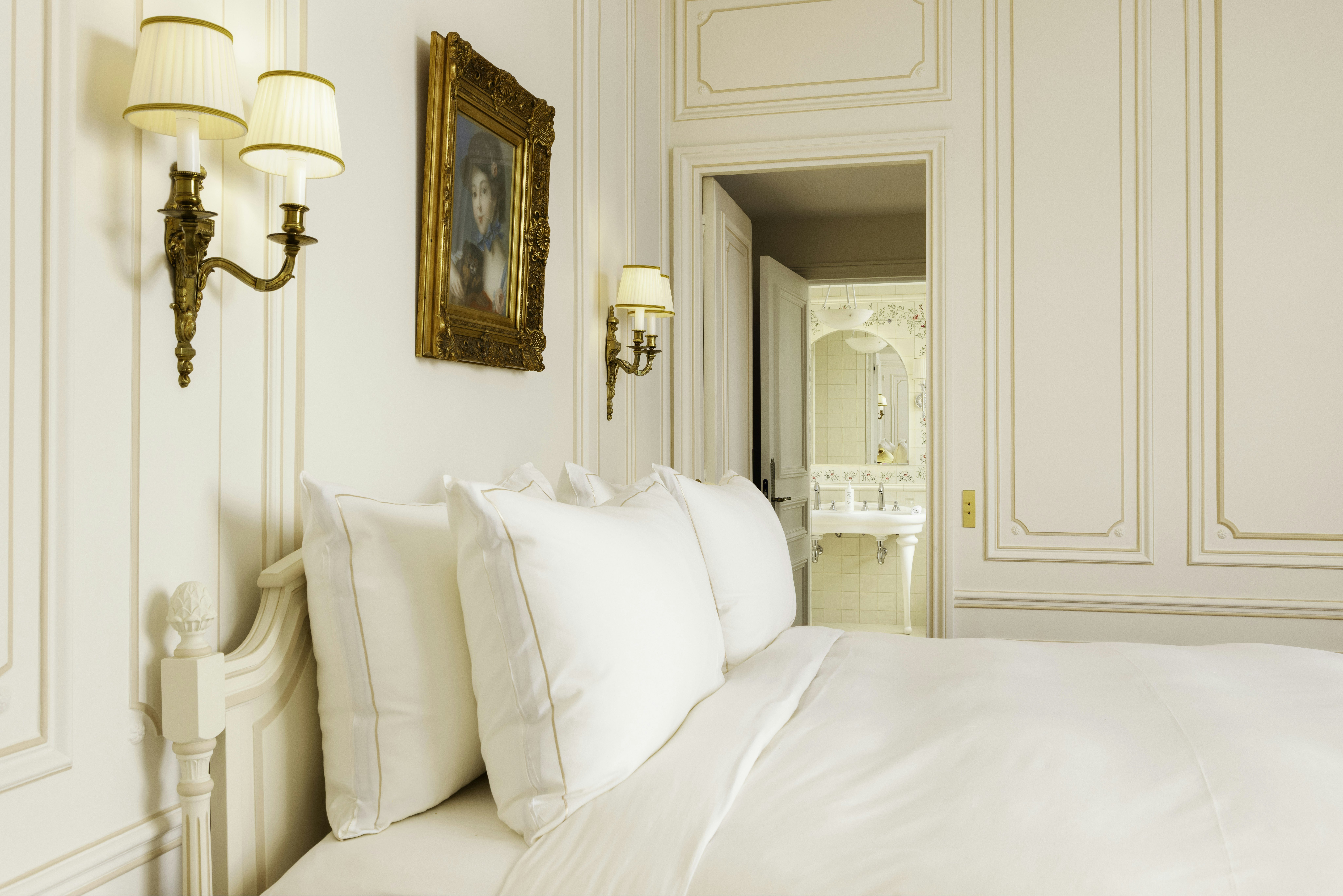 HOTEL RAPHAEL 40/80