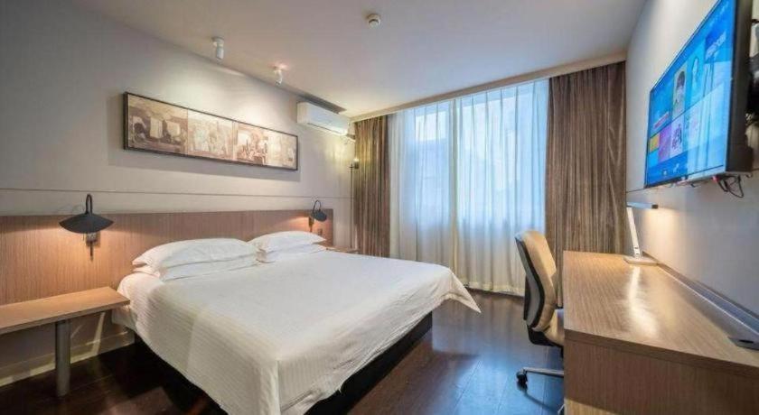 Jinjiang Inn Select (Xuzhou Suning Plaza Jianguo East Road) 26/55