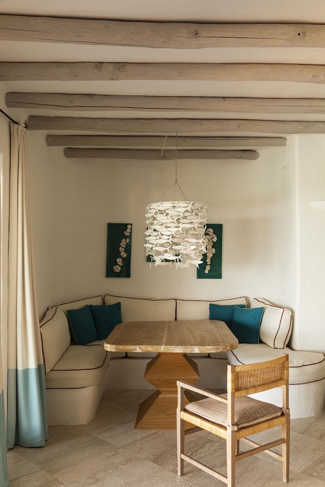 Hotel Romazzino, a Luxury Collection Hotel, Costa Smeralda 35/50