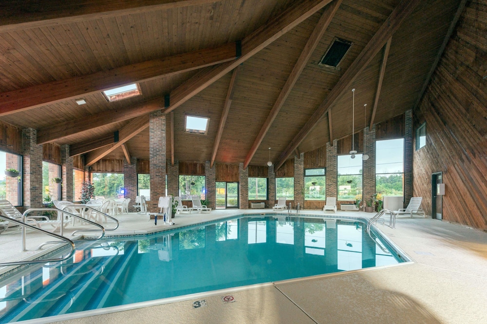 Baymont By Wyndham Louisville South I 65 16/33