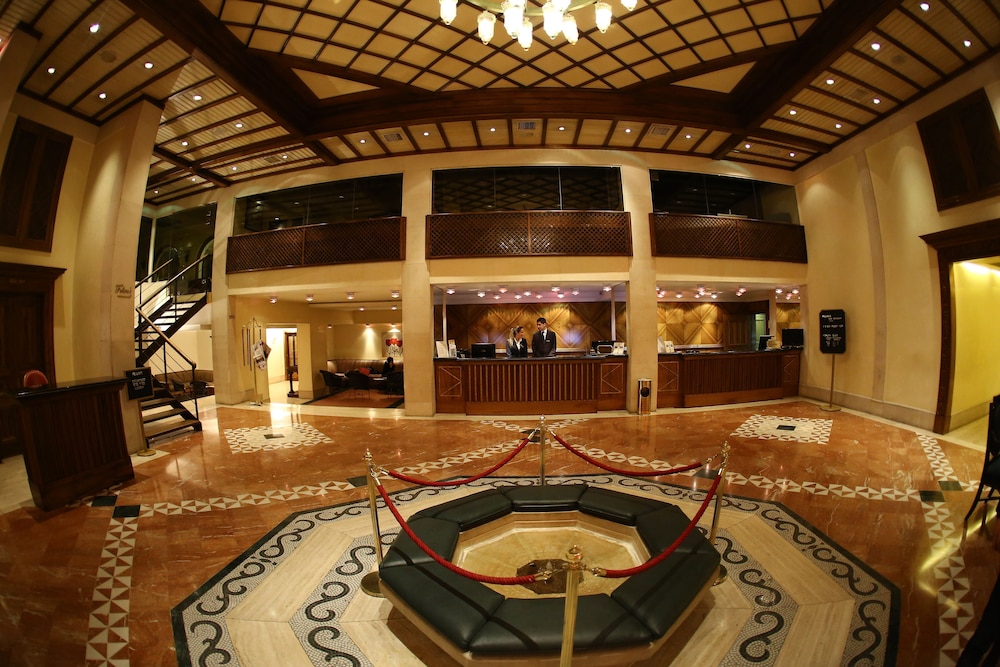 Portemilio Hotel & Resort 7/76