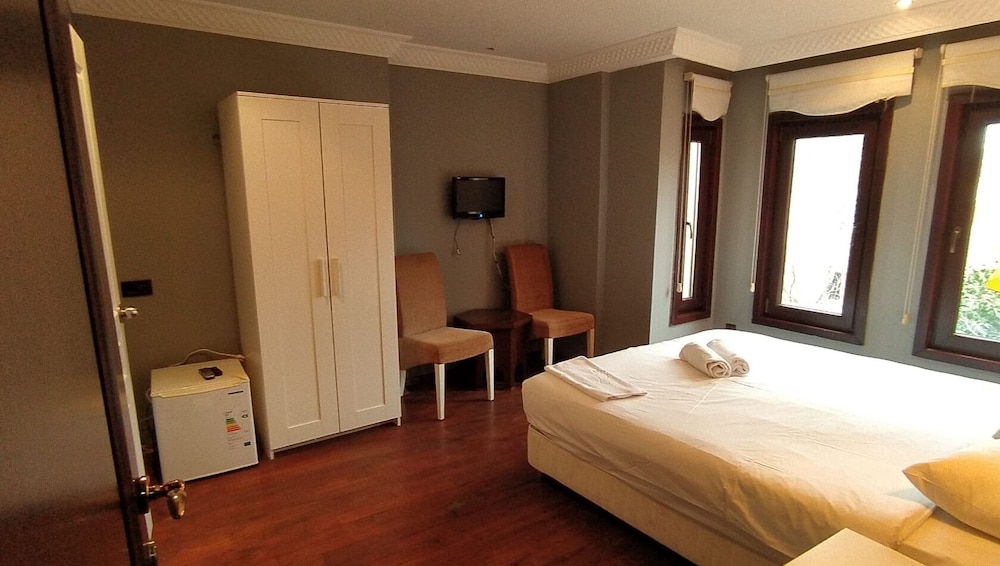 MANGANA KONAK HOTEL 16/64