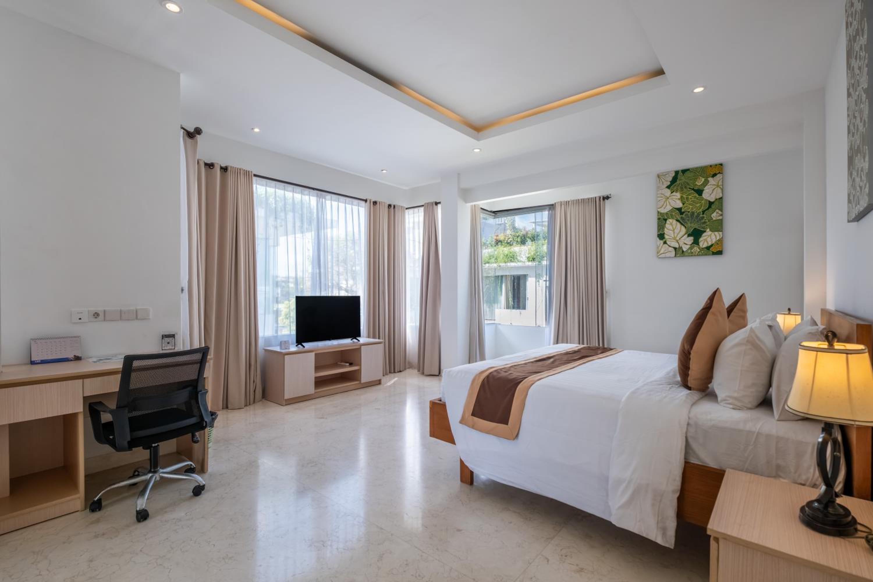 3 Bedrooms, Pool, Villa