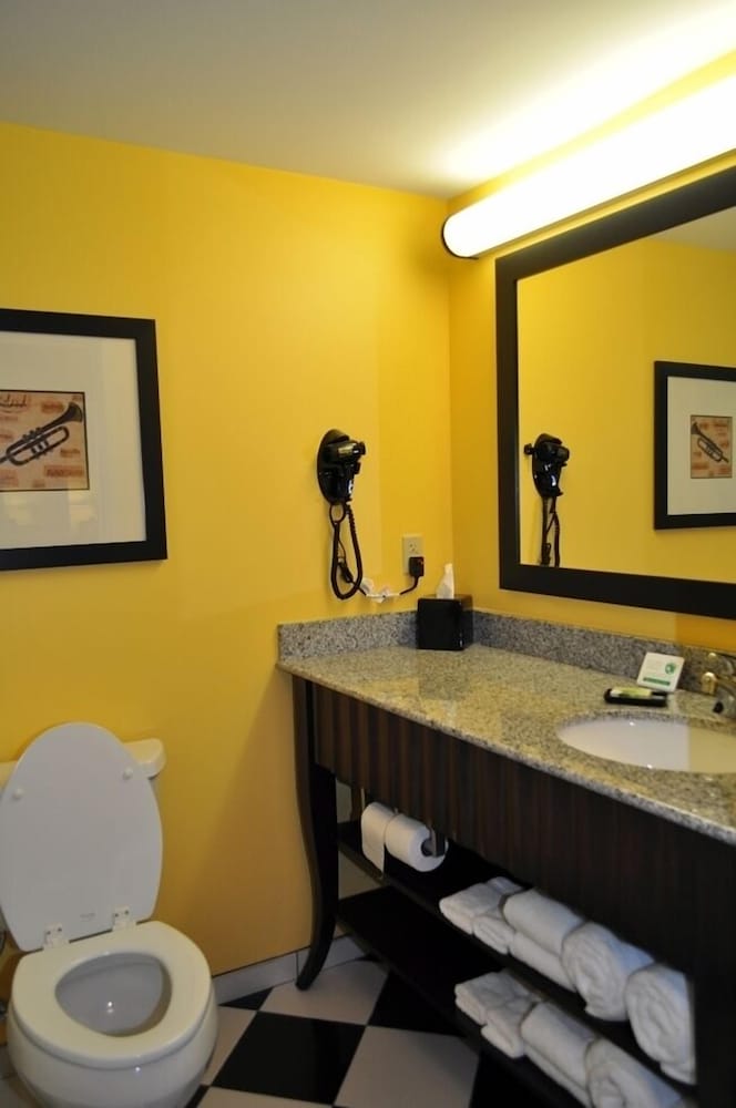 Evangeline Downs Hotel Ascend Hotel Collection 40/41