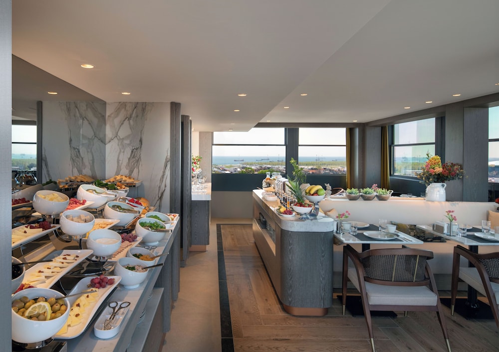 Lunet Old City Hotel 36/48