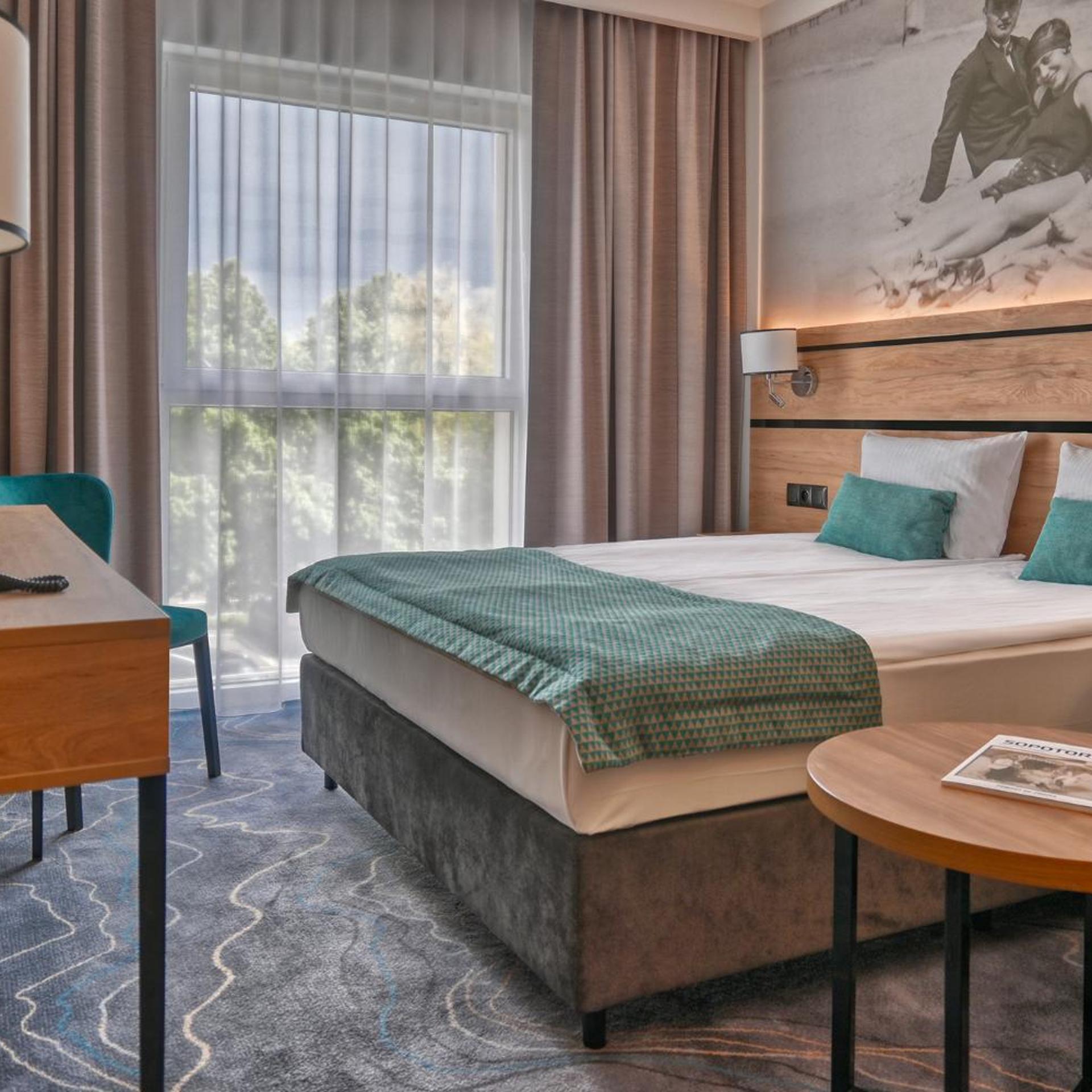 Economy, Double Bed