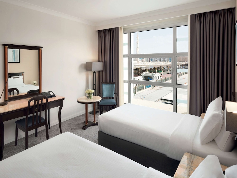 أنوار المدينة موفنبيك(Anwar Al Madinah Movenpick) 24/69