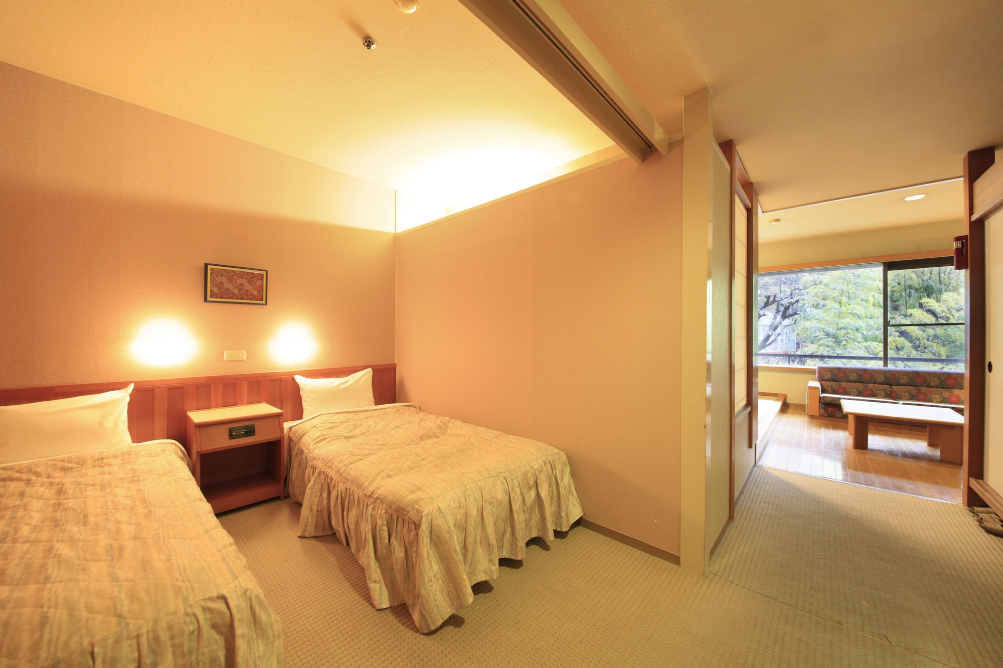 JAPANESE WESTERN, HIGH FLOOR