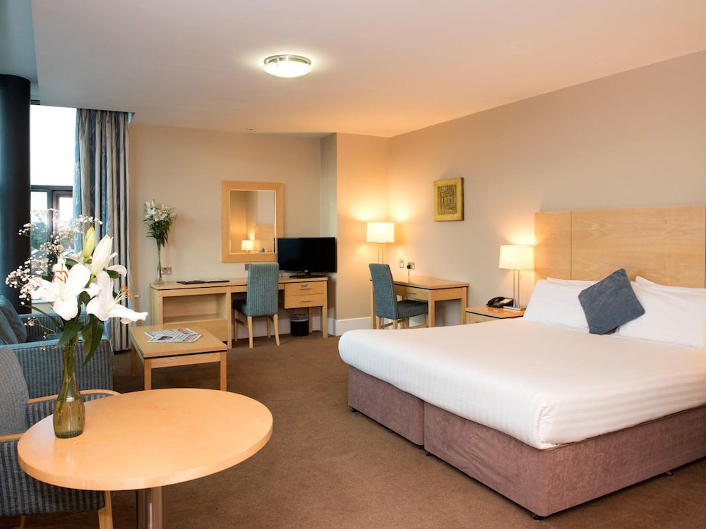 The Green Isle Sure Hotel Collection By Best Western 18/65