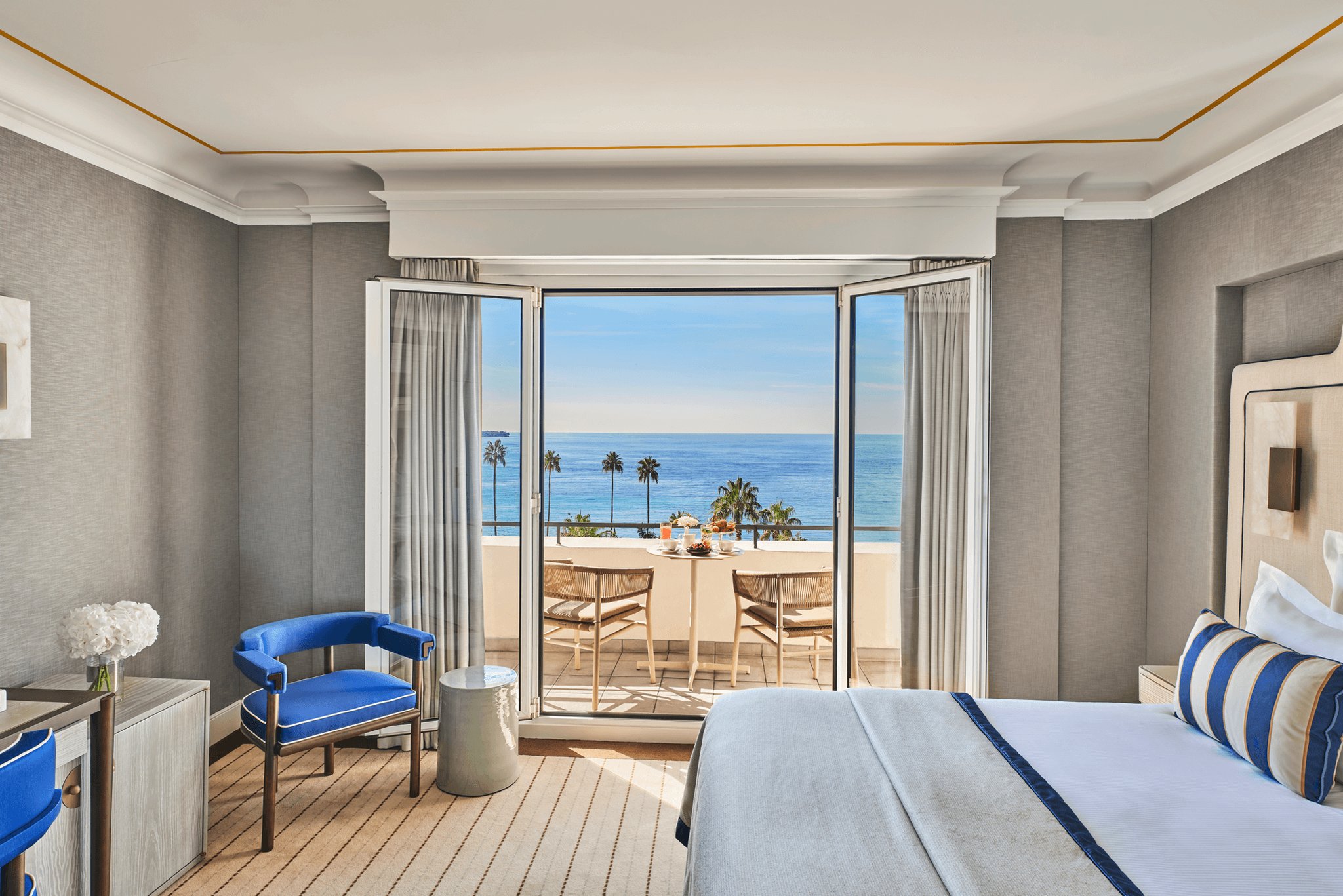 DELUXE, SUITE, SEA VIEW