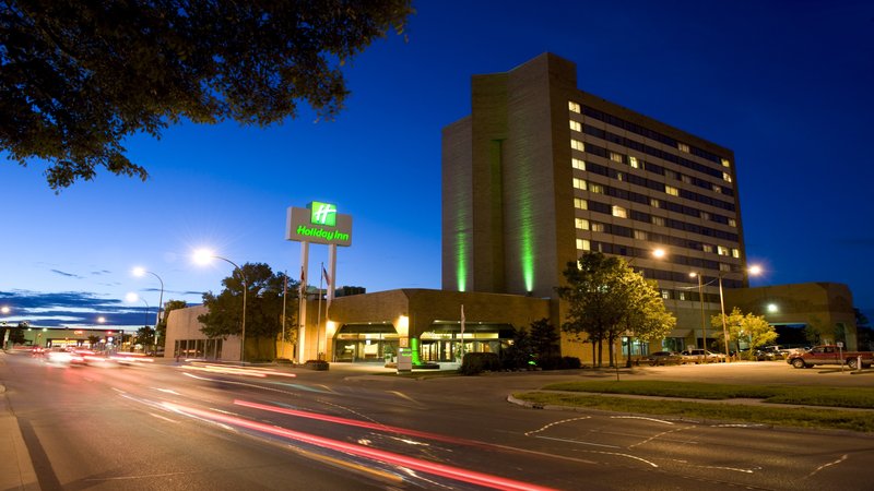 Holiday Inn Winnipeg South 76/81