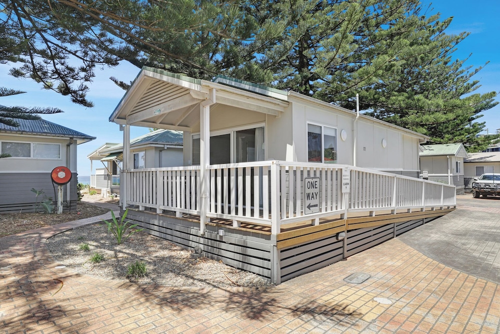 Kendalls on the Beach Holiday Park 43/50