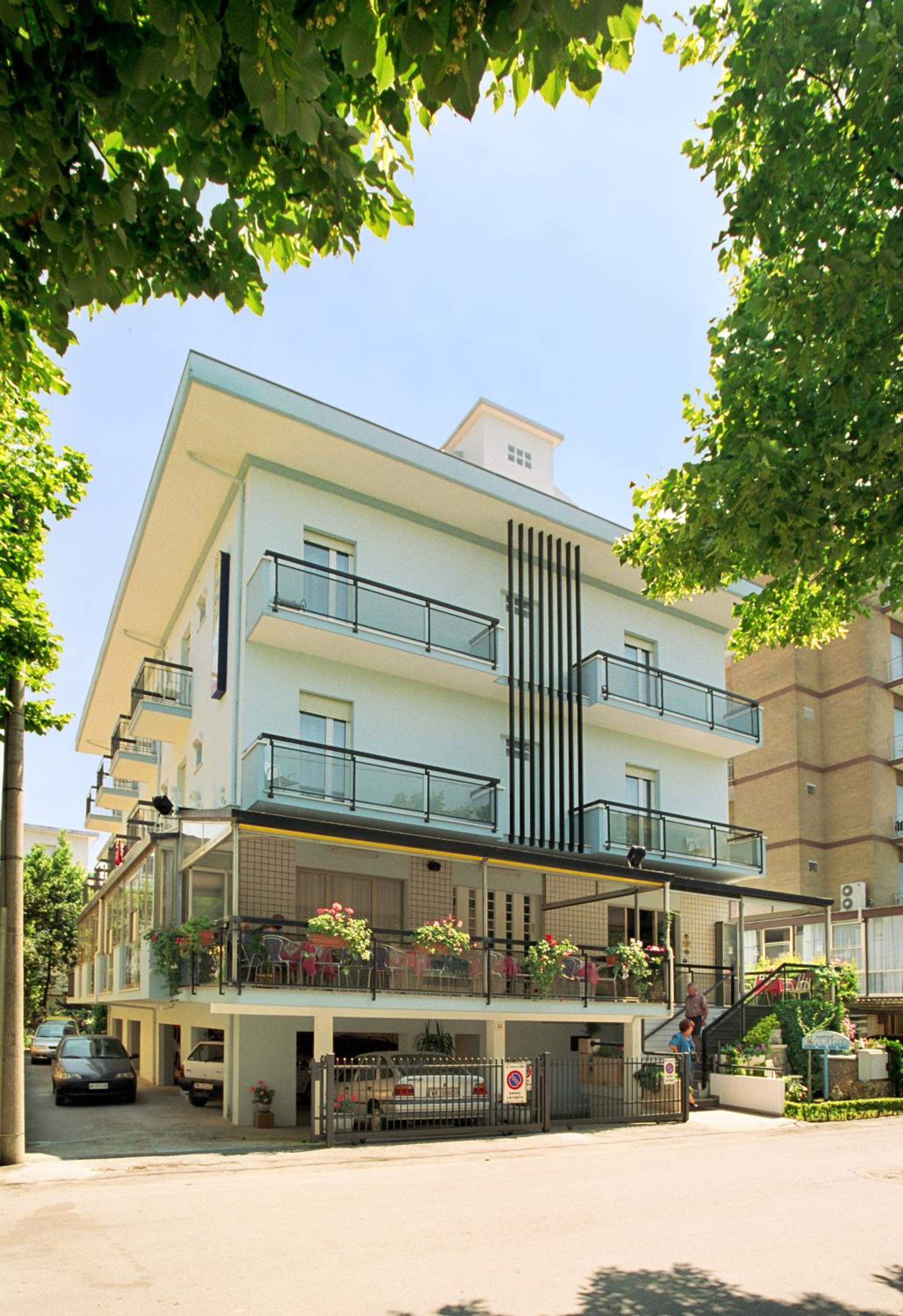Hotel Latini 4/50