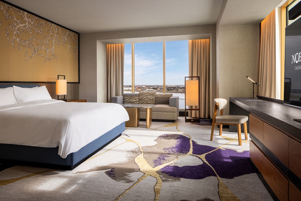 Nobu, Luxury, 2 Queen Beds, River View