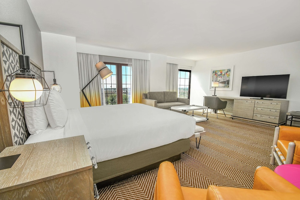 Doubletree By Hilton Austin 16/60