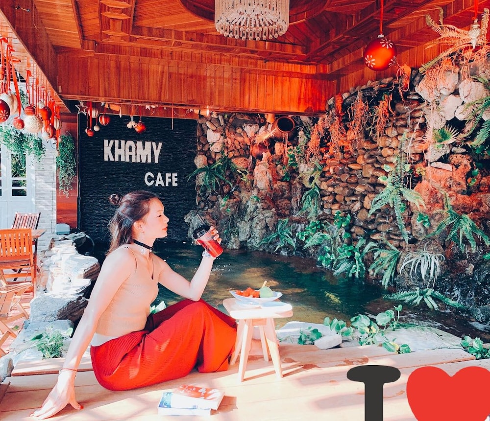 Khamy Riverside Resort 6/43