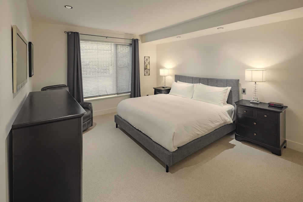 2 BEDROOMS, OCEAN VILLA