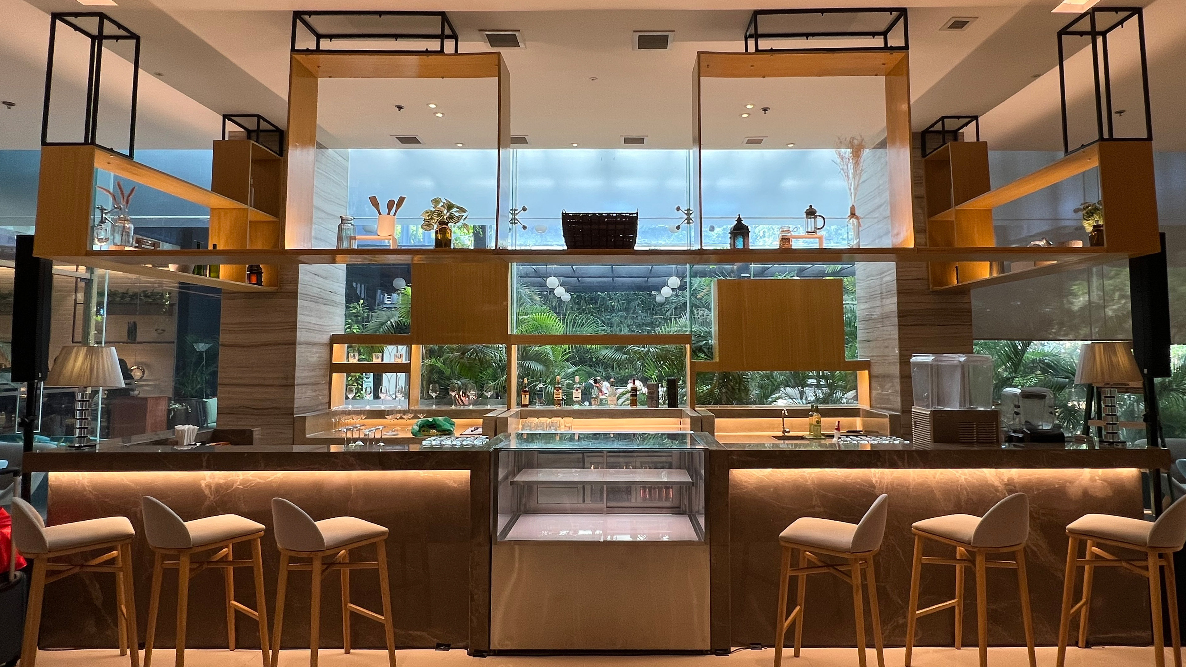 Holiday Inn Express Manila Newport World Resorts 37/54