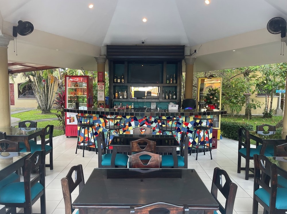 Las Brisas Resort and Villas 33/50