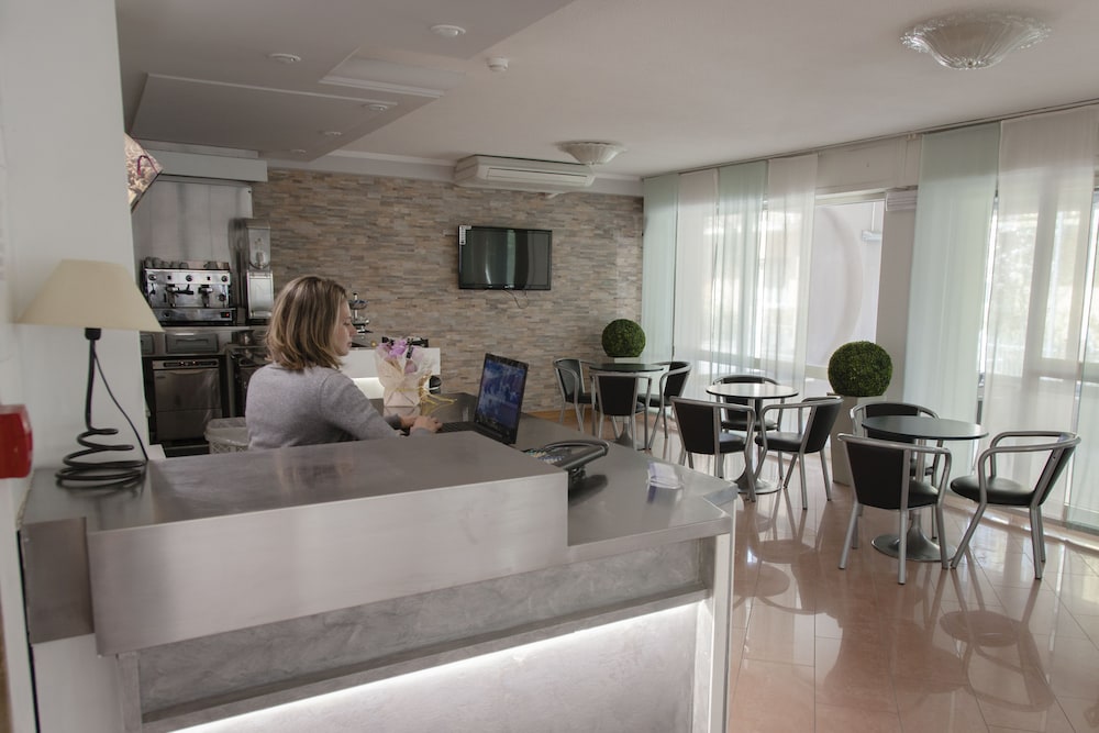 Hotel Concorde 28/50
