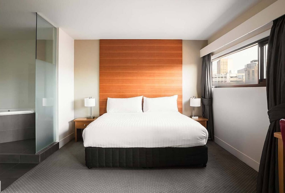 Spa, Executive, Apartment, King Bed