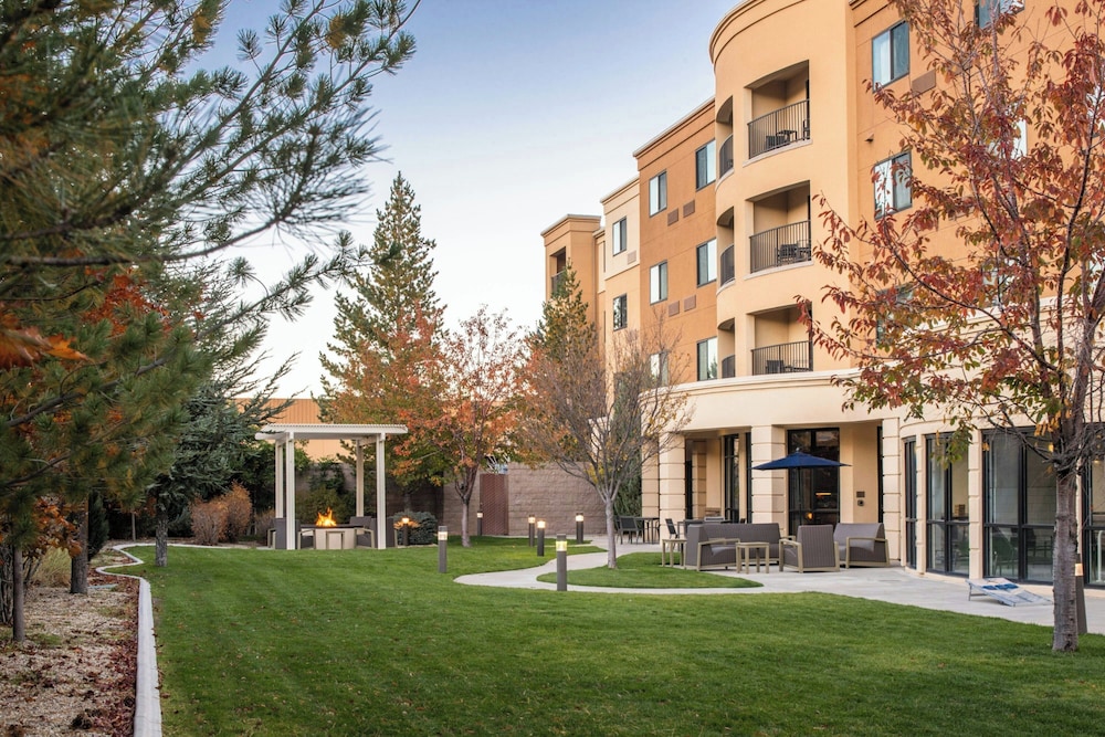 Courtyard Carson City 47/50