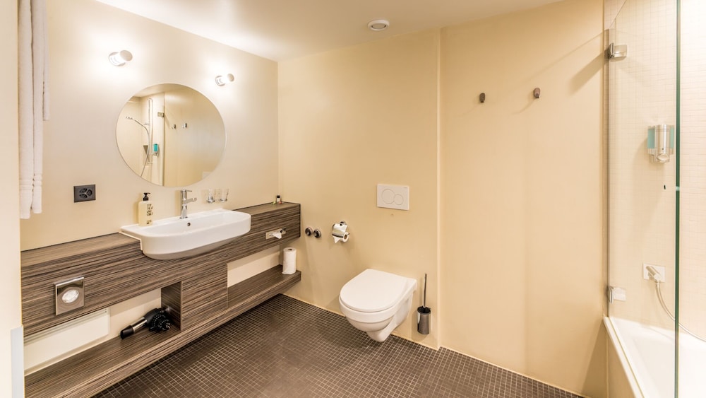 غرفة سوبيريور بسرير كوين، Boutique Hotel St Georg 4/4