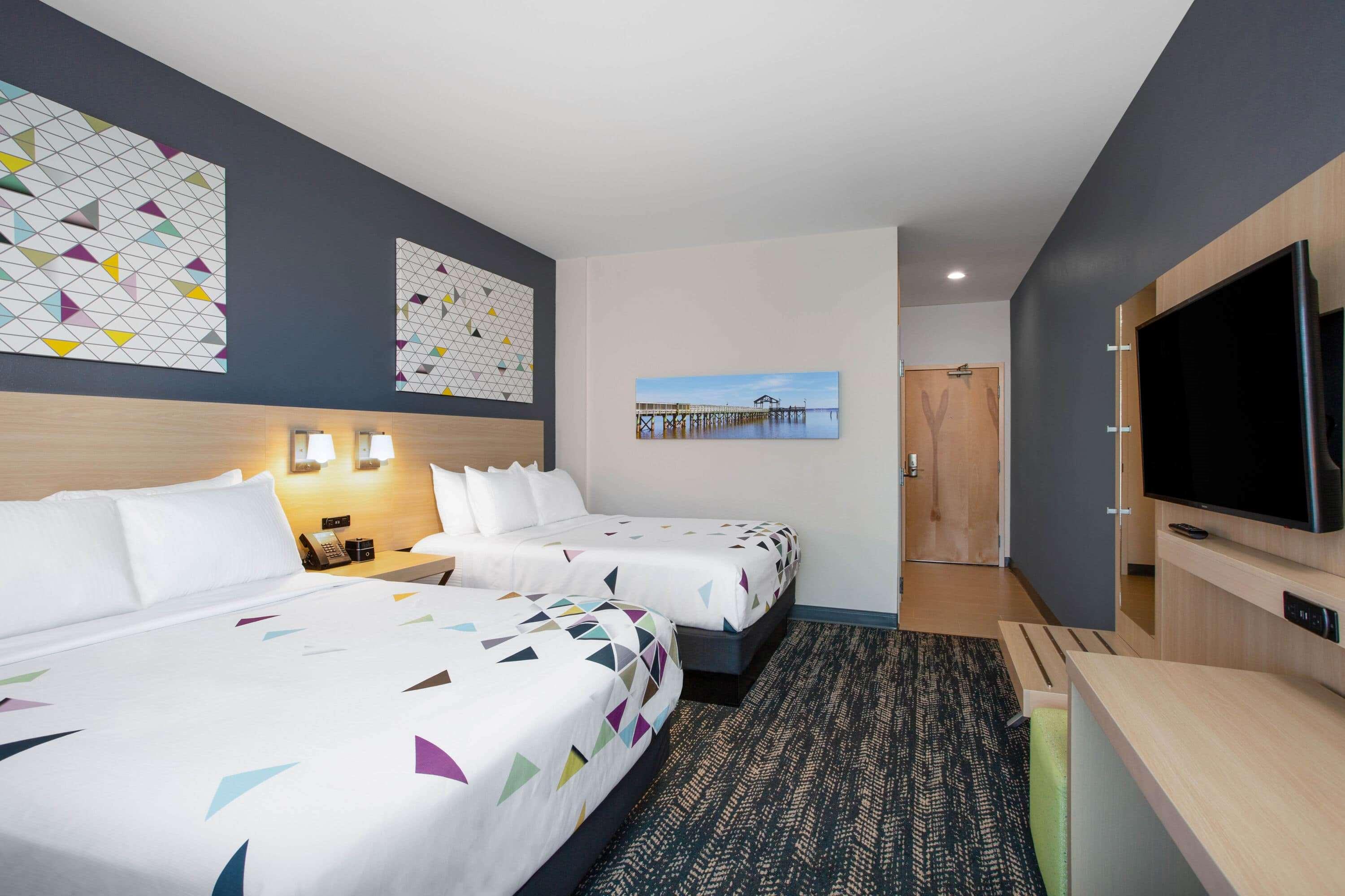 Room, Quadruple, 2 Queen Beds, Accessible