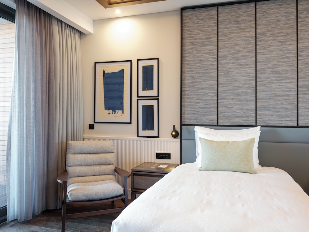 Deluxe Adult Swim Up Room Sea Side (Adult Zone)، Anda Barut Collection 6/10