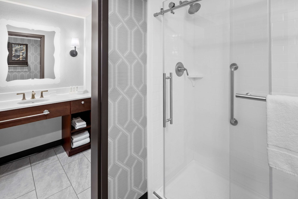 Homewood Suites by Hilton Orland Park 15/39
