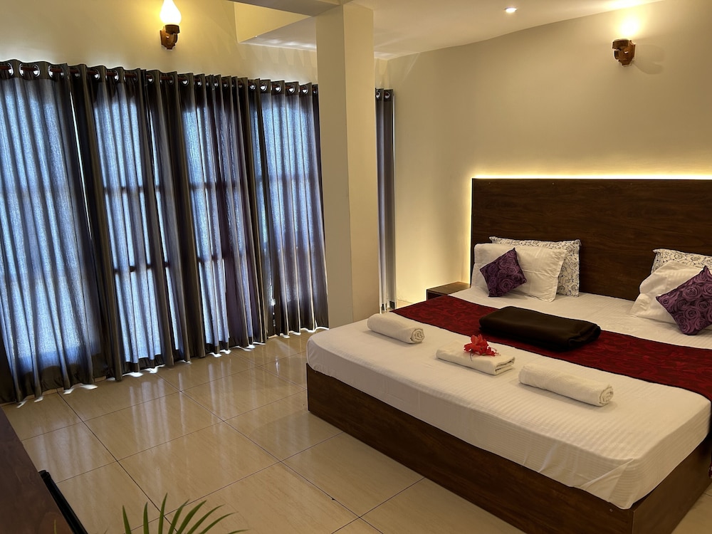 The Ocean Park Beach Resort photo5