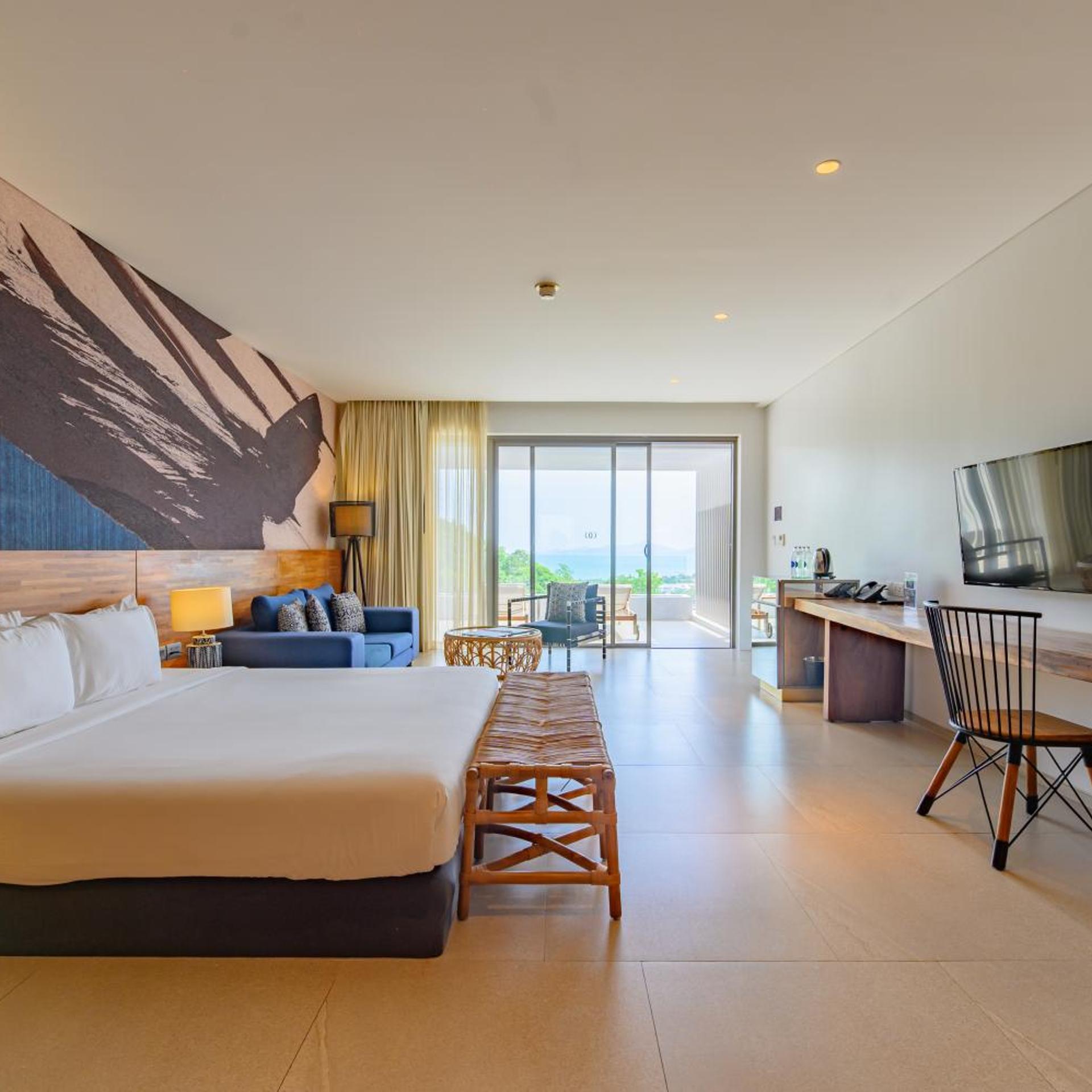 Love, King Bed, Ocean View