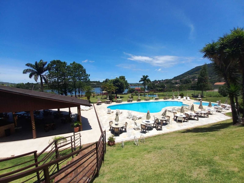 Hotel Nascentes da Serra 29/31