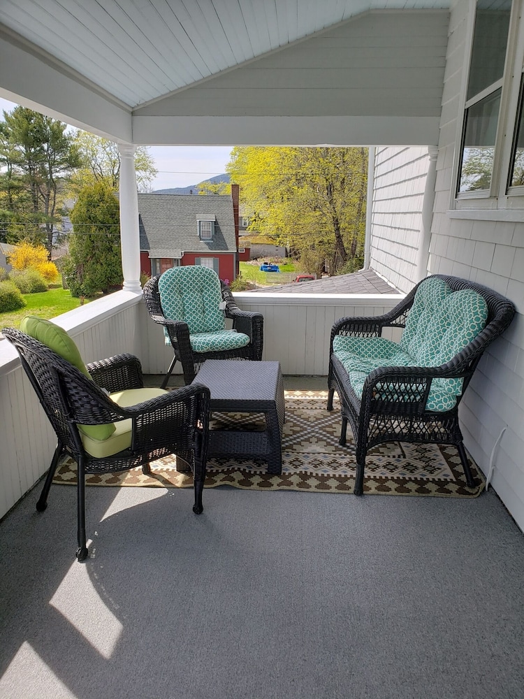 Moseley Cottage Inn and Town Motel 22/50