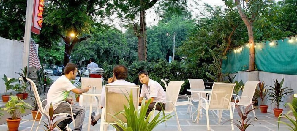 Hotel Amby Inn 36/50