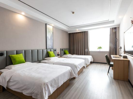 Room at Greentree Inn Zhoushan Xincheng Business Hotel, ZHOUSHAN