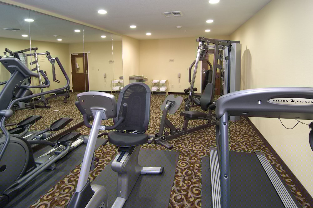 Best Western Bastrop Pines Inn 22/40