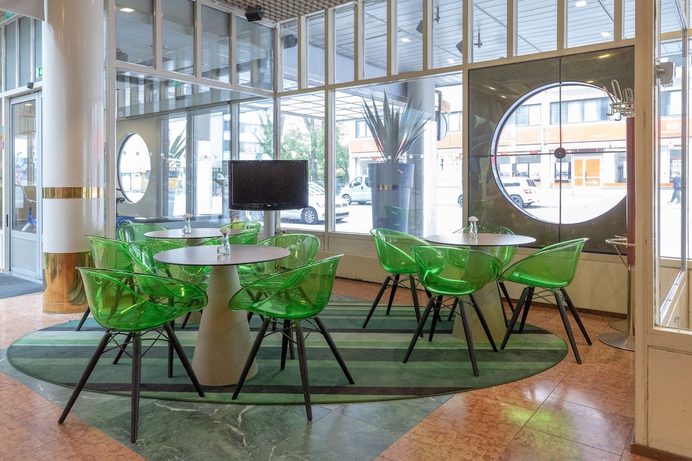 Scandic Atrium 40/48