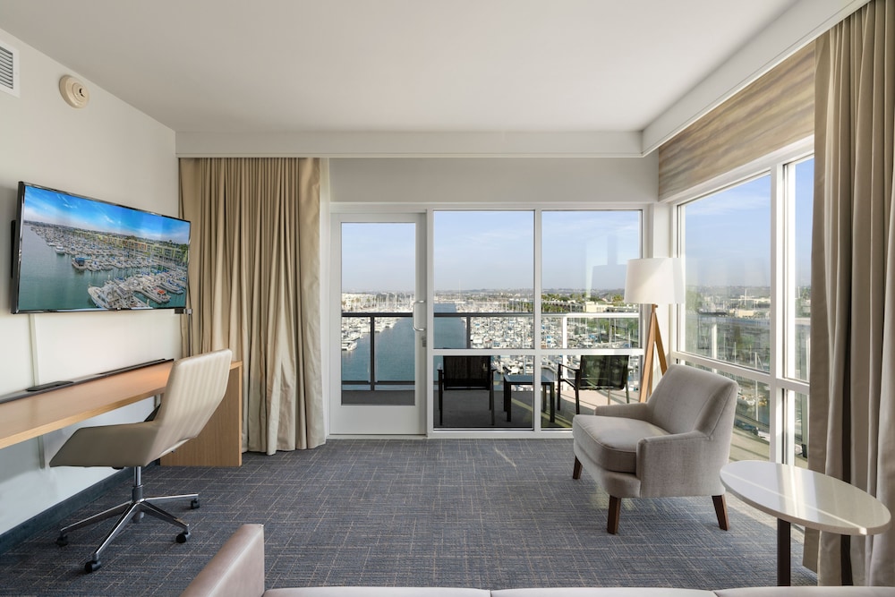 Residence Inn by Marriott Marina del Rey 35/51