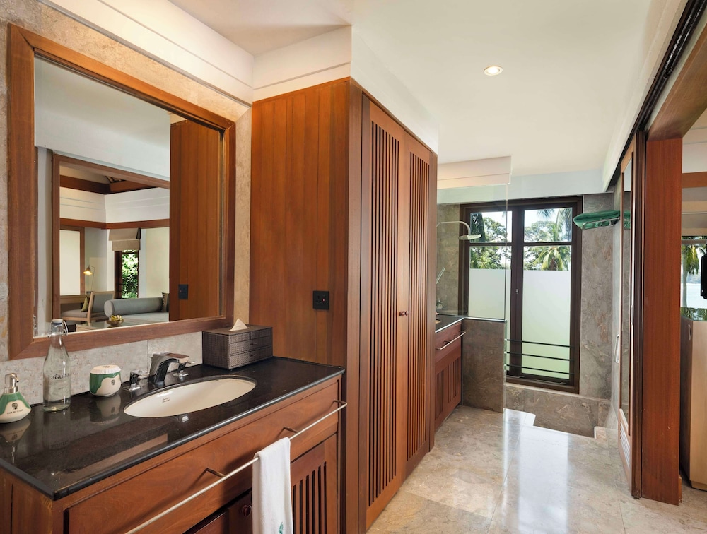 Banyan Tree Bintan 49/50