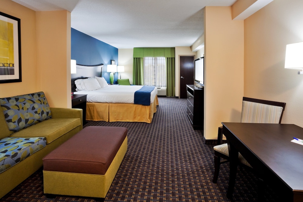 Holiday Inn Express Hotel & Suites Largo-Clearwater 40/40