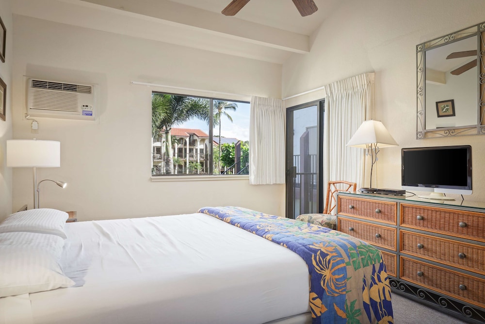 SUITE, QUEEN BED, OCEAN VIEW