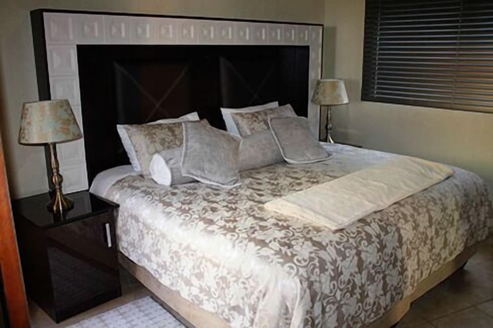 Vhafamadi Bed And Breakfast 11/37