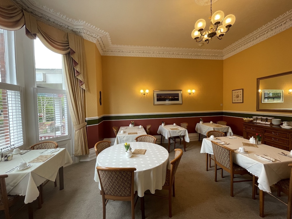 Bowden Lodge Hotel 39/50