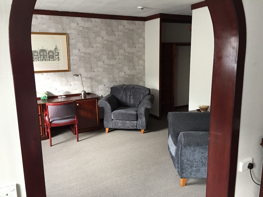 Shetland Hotel 17/22