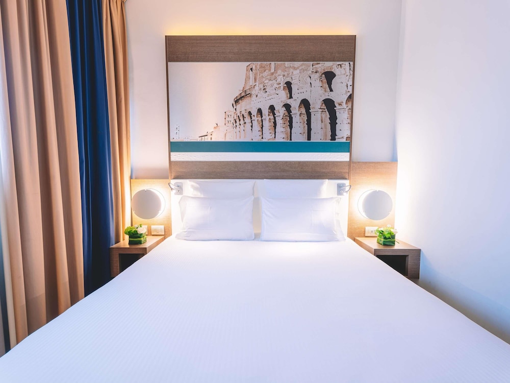 Mercure Roma Centro Colosseo 29/71